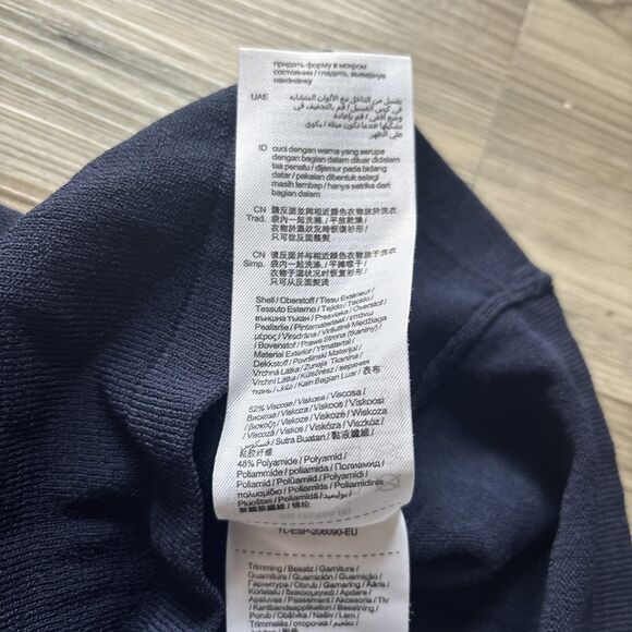 Vintage Esprit Long Sleeved Blue Viscose Top With Button Sleeve Detail Small - Picture 11 of 12